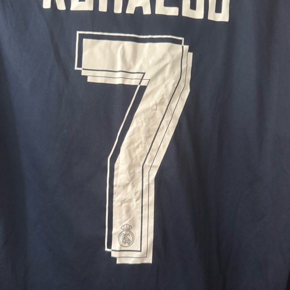 Adidas Blue Real Madrid Jersey with Club Crest - Picture 9 of 9